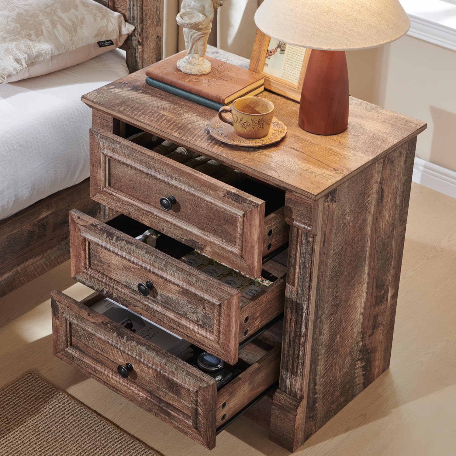 Aitjunz 5 Drawers Dresser for Bedroom, Farmhouse 46" Tall Dressers & Chests of Drawers w/Roman Column, Wood Rustic Closet Dresser w/Two Different Drawer Sizes for Bedroom, Living Room, Light Grey